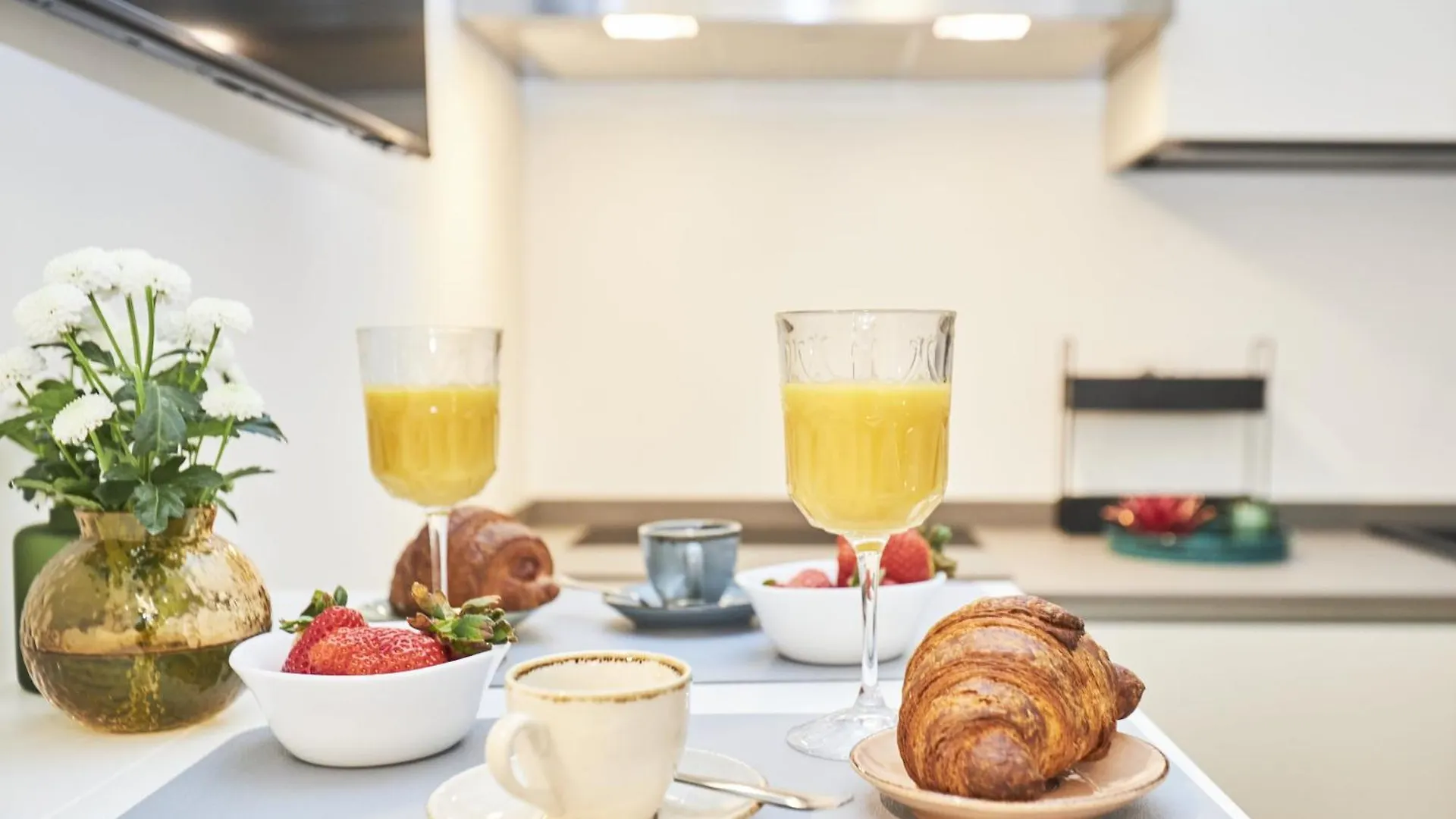 Suite Sanzio 14 - Vicino A Fiera Milano City E Stadio Milan