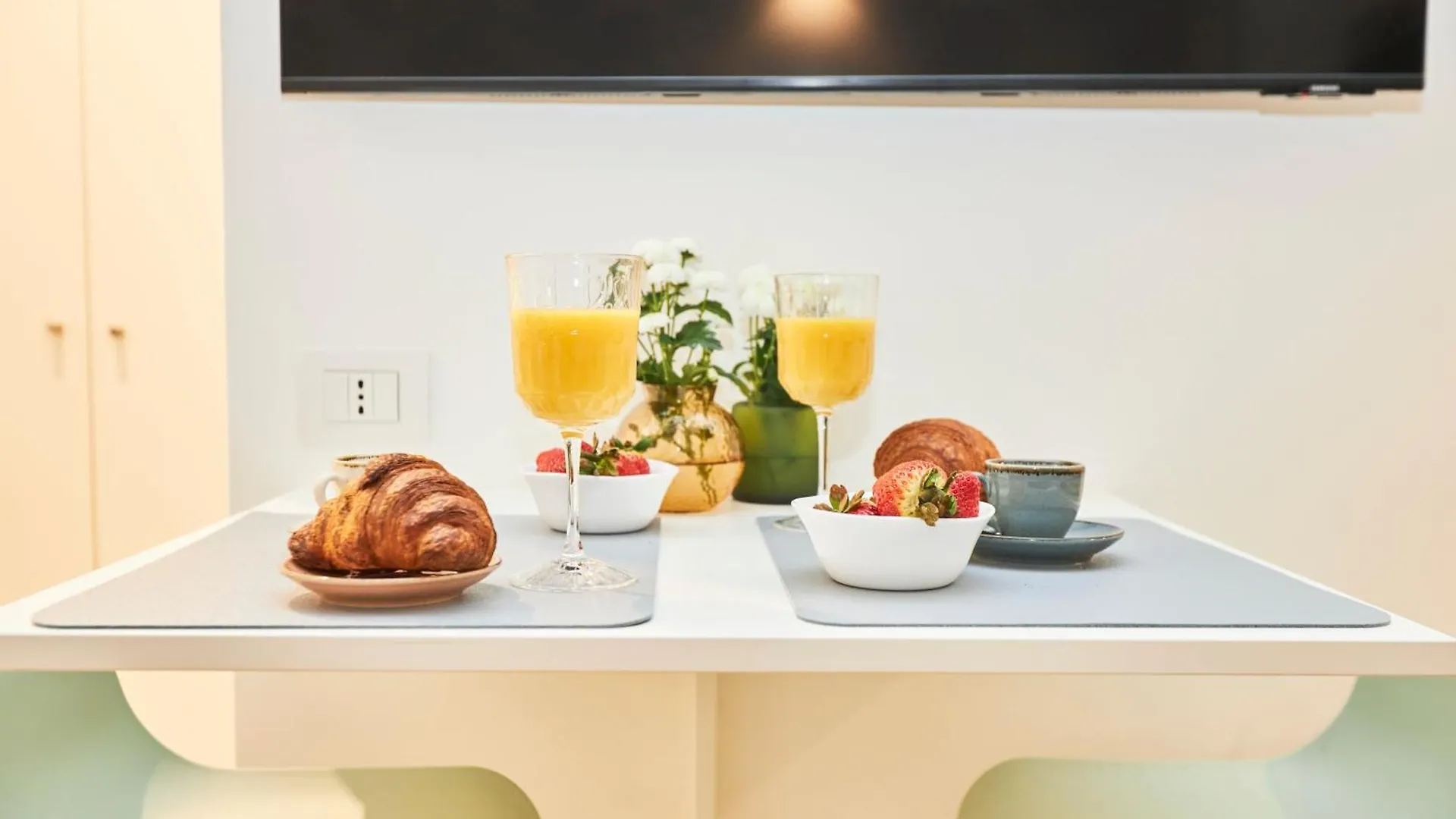 Apartment Suite Sanzio 14 - Vicino A Fiera Milano City E Stadio